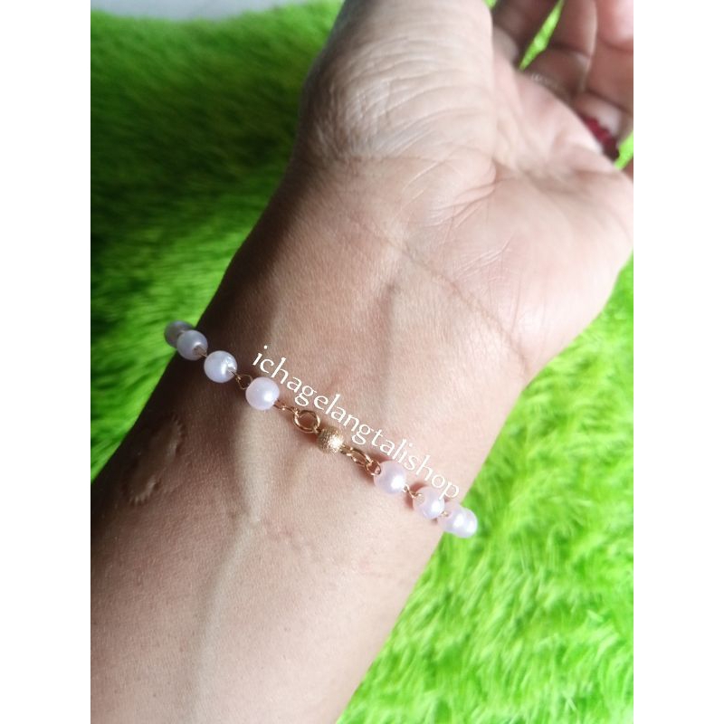 gelang mutiara bola satin 0, 1 grm Semar Nusantara