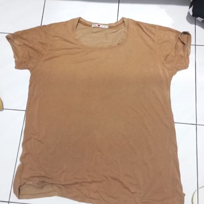 Kaos Polos Cream