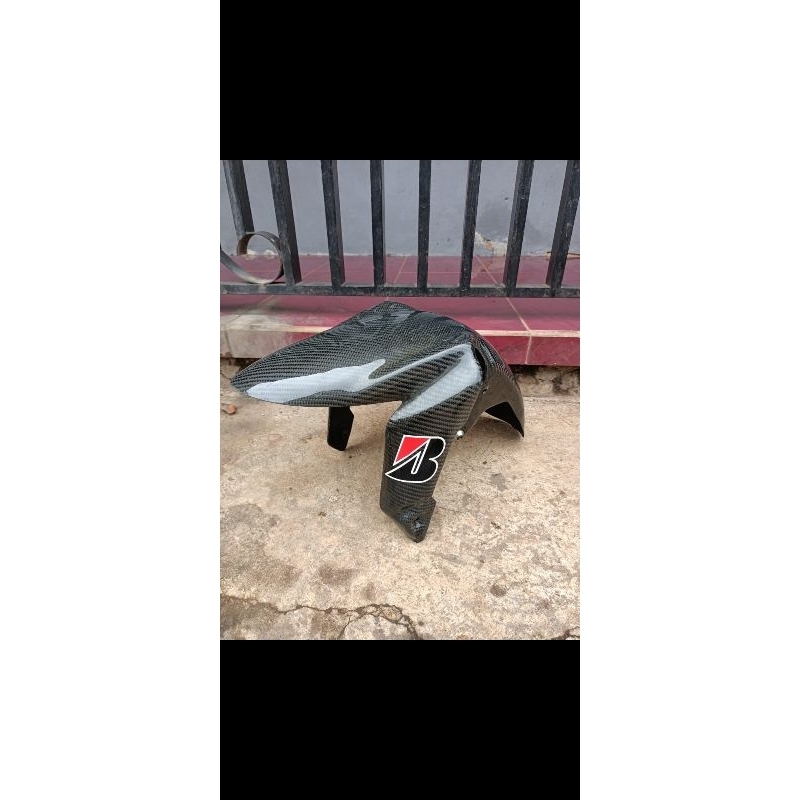 slebor depan dan body kepala cbr