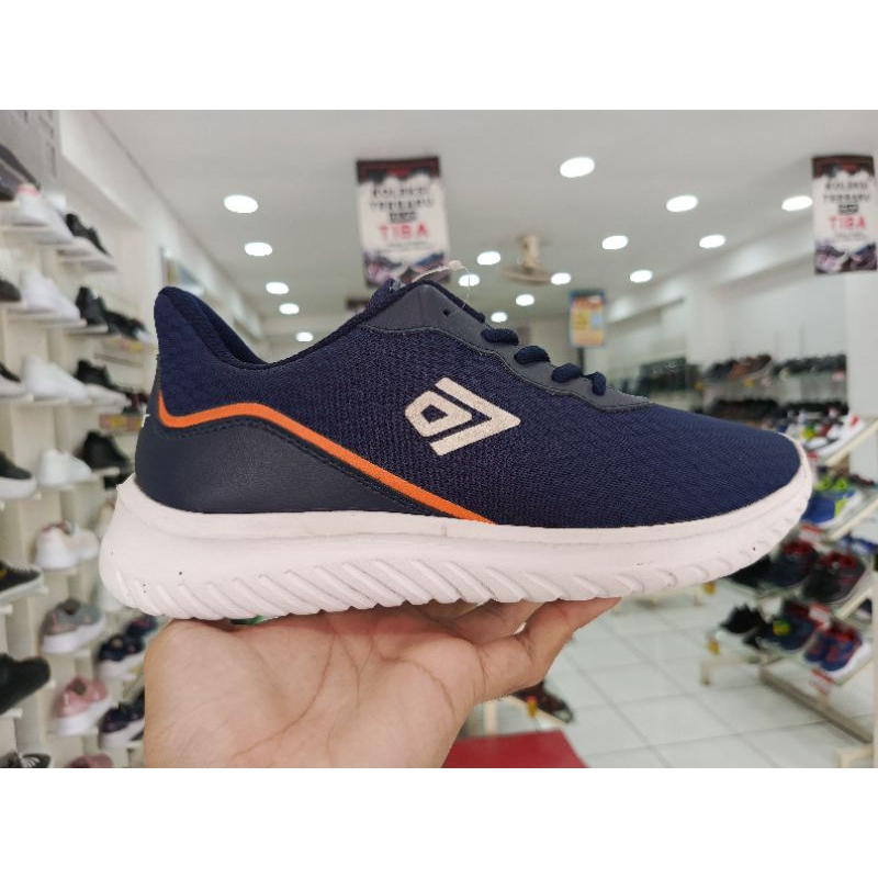 sepatu conae Griffin navy putih