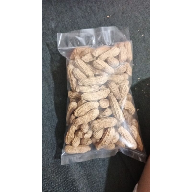 

kacang sangrai batik