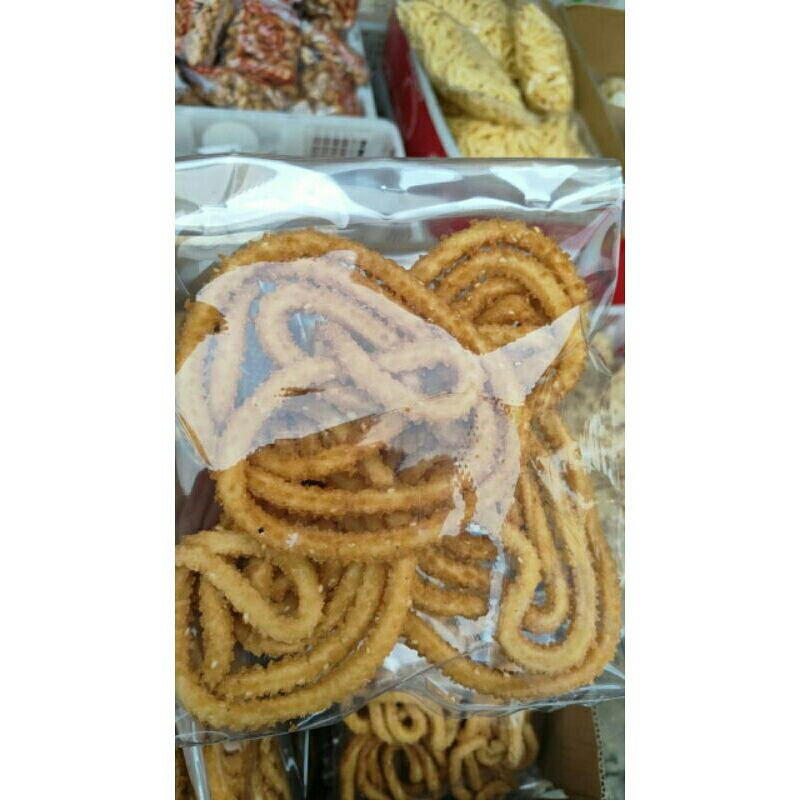 

Akar kelapa / kue kering akar kelapa