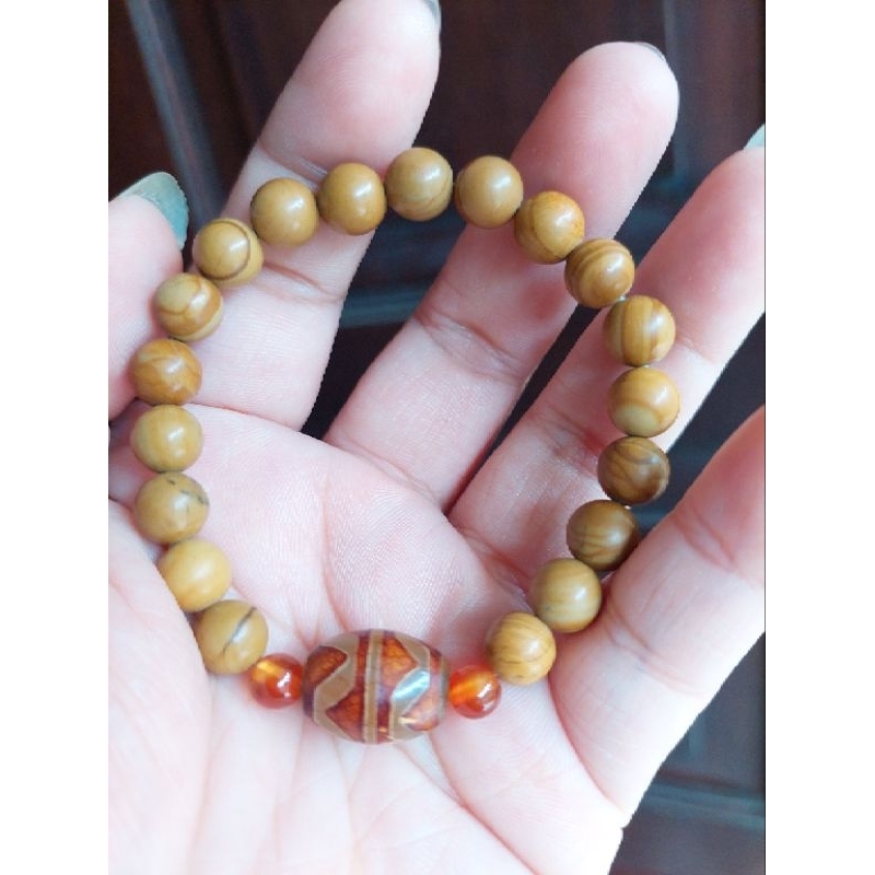 Gelang Tibetan Dzi agate
