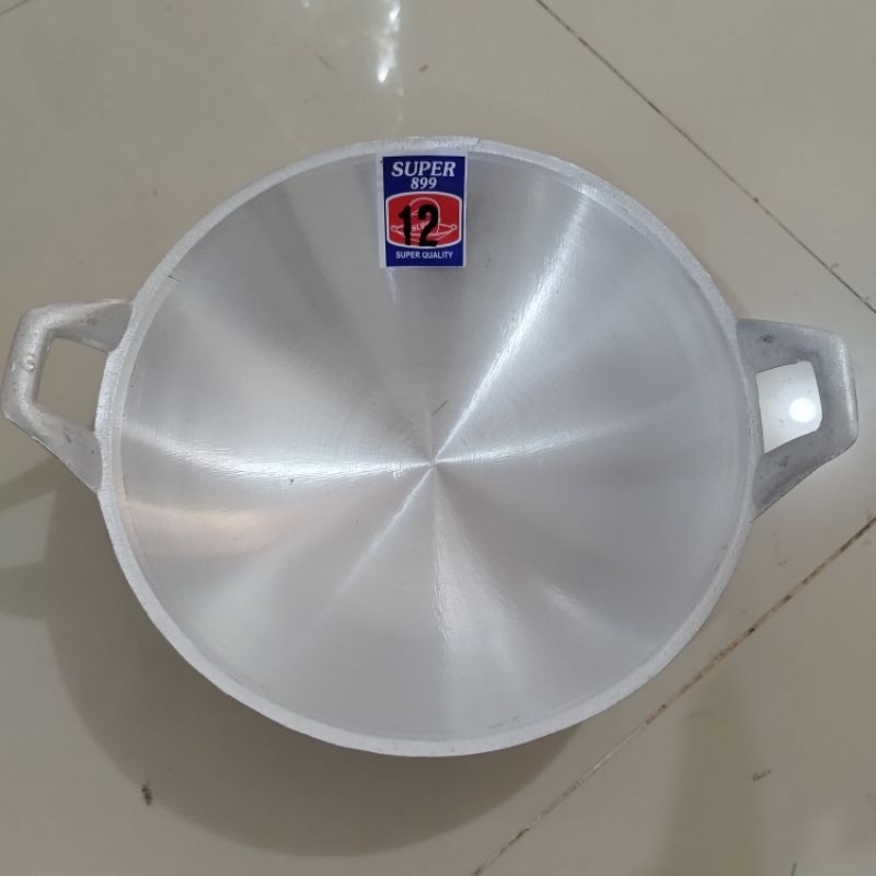 Wajan kuali cekung no.12/wajan penggorengan aluminium