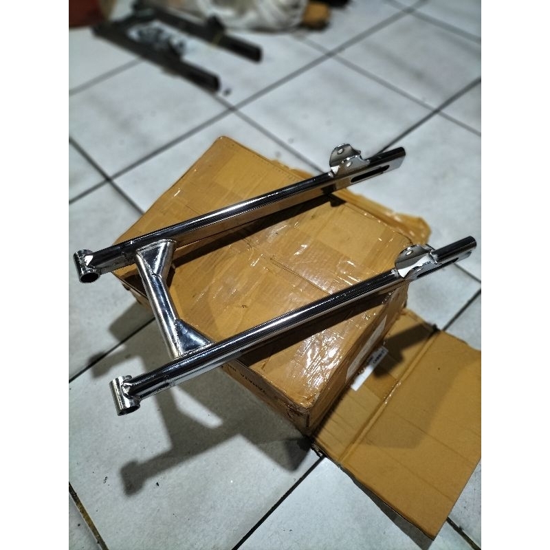 SWING ARM (55cm) SUPRA FIT SUPRA OLD LAMA REVO FIT FIT X REVO BLADE HONDA W175 MODEL LONG PANJANG