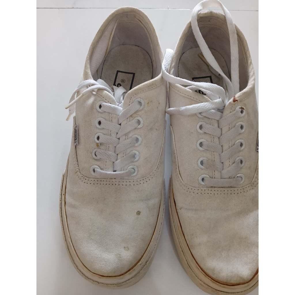 PRELOVED SEPATU l Sepatu Vans Warna Putih Polos Bekas/ Preloved Sepatu Vans Putih/ Vans Polos/ Sepat