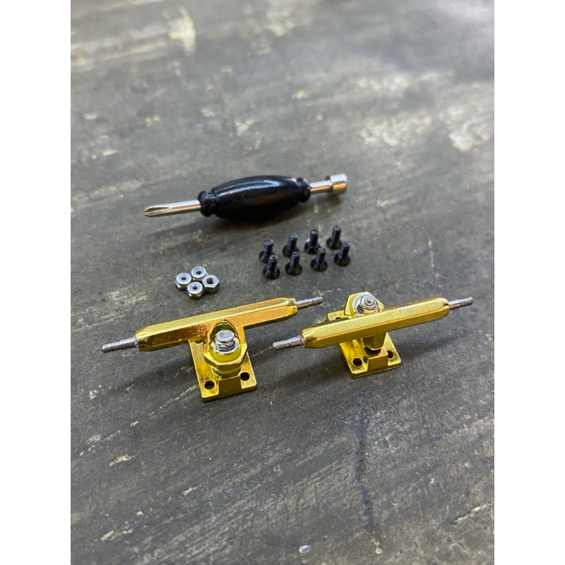 fingerboard square truck pintakeboards