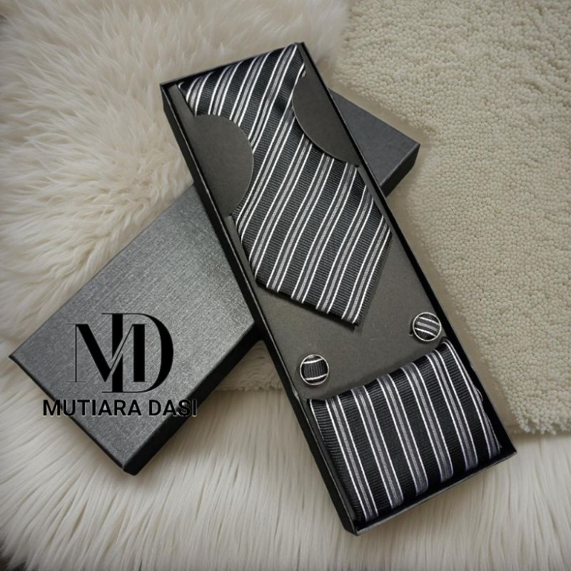 Dasi Motif Pocket Square / Saku Jas Dan Cluffing Manset Dasi Boxs Hitam Motif