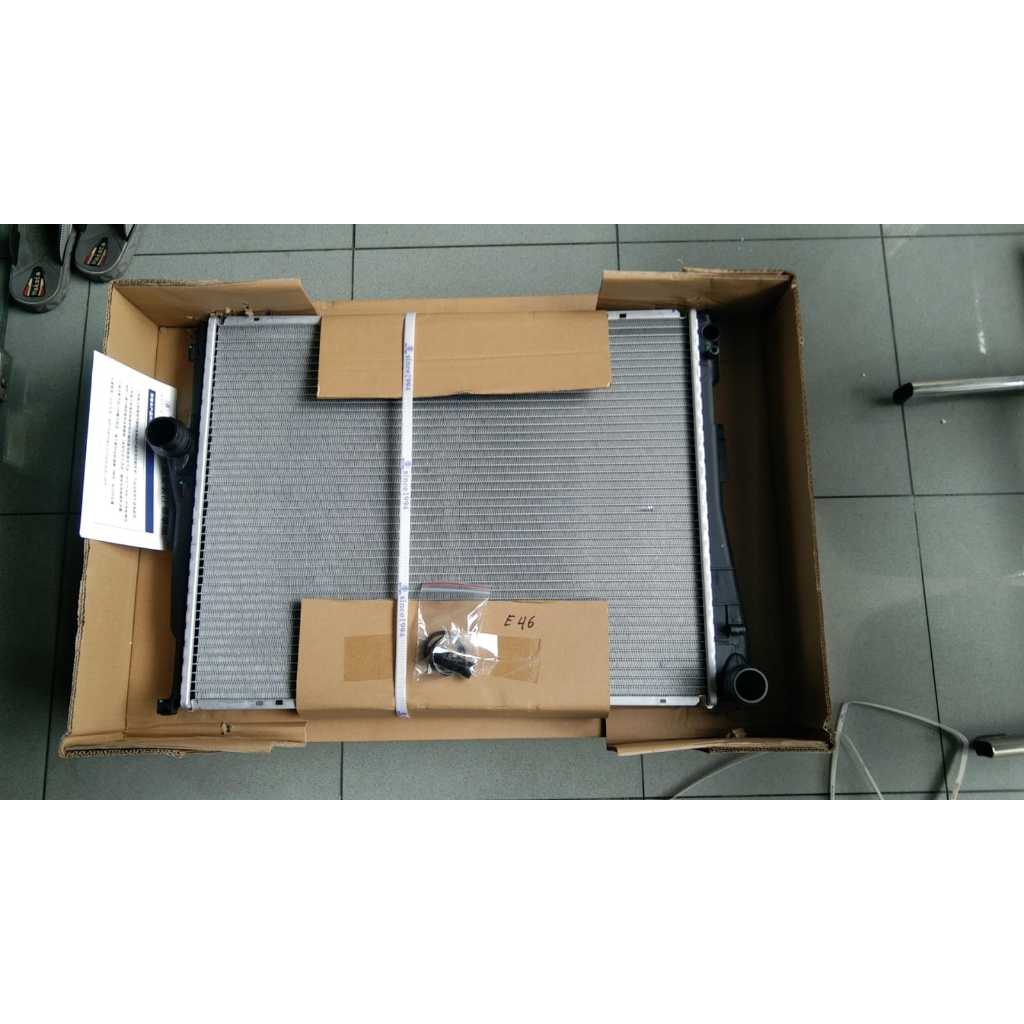 RADIATOR BMW E46