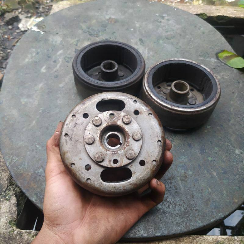 magnet Suzuki rc 80 rc 100 Cristal tornado ORIGINAL