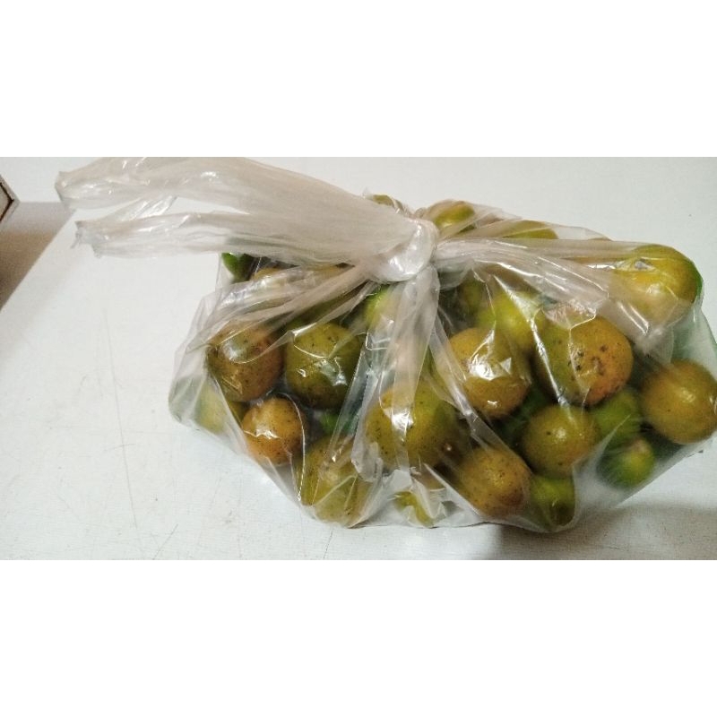 

Jeruk sonkit / jeruk kunci 1 kg ( KUNING MATENG )