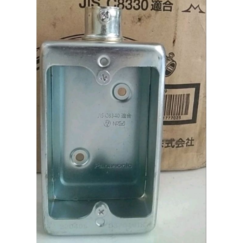 switch /surface box panasonic e19 (Ds70191k)