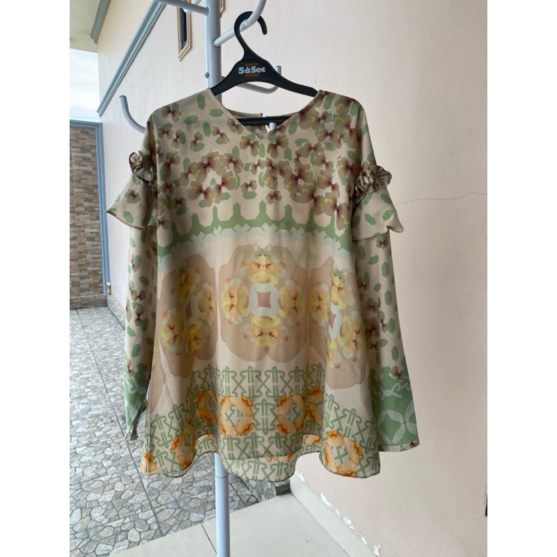 Preloved Ria Miranda Hijau sz L