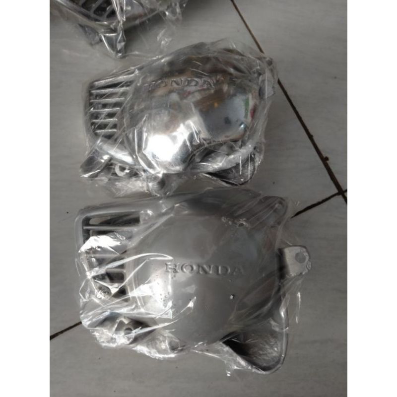 Cover tutup kalter bak blok mesin Honda c70 PNP Grand Supra set kanan kiri