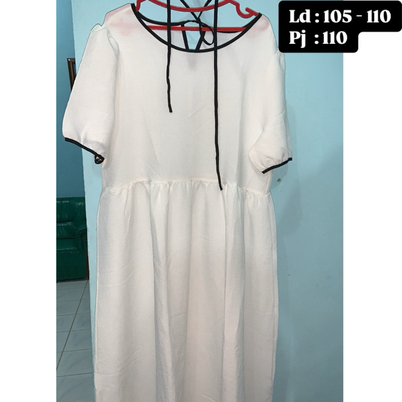 Dress Putih Polos