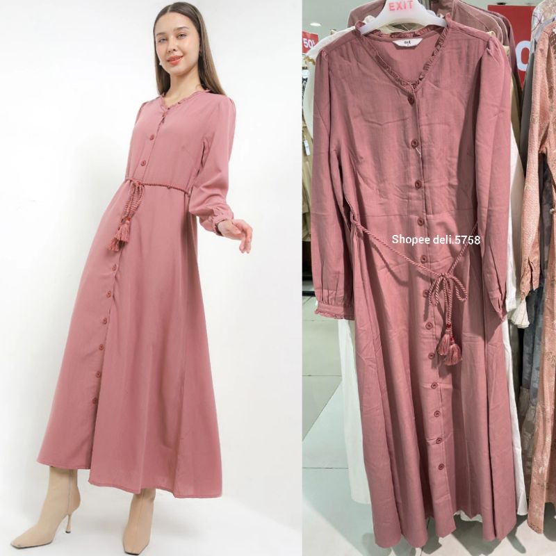 Dress Exit