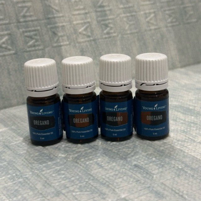 Oregano 5 ml Essential Oil YoungLiving YL Young living oil Peppermint Lavender Lemon Thieves Basil