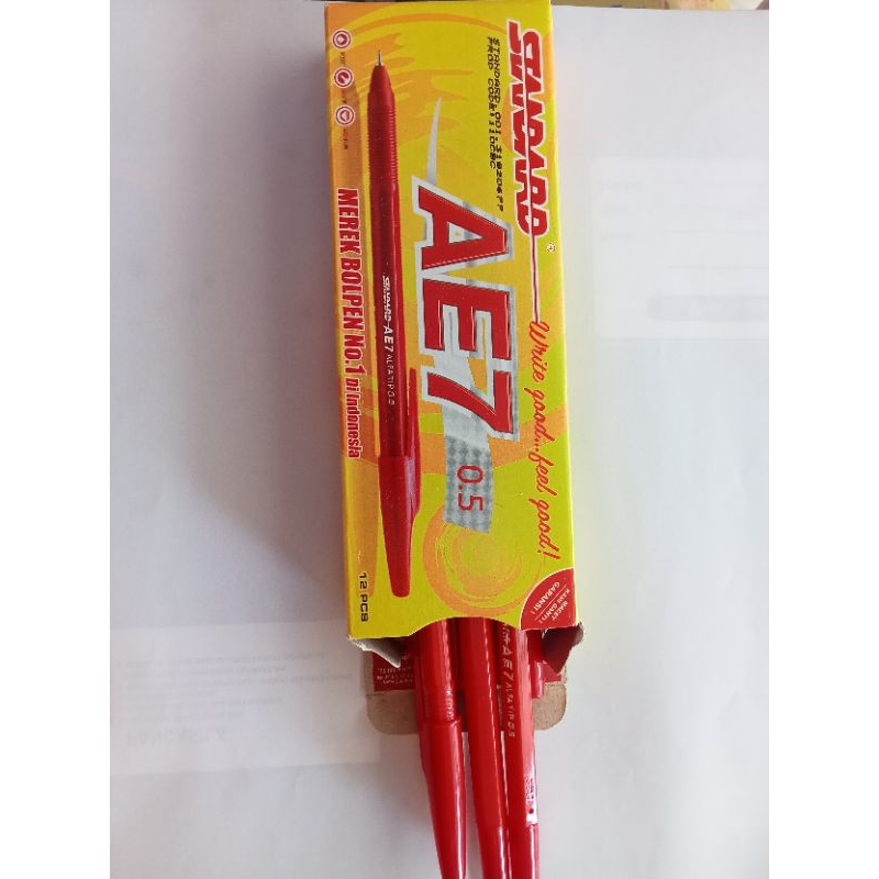 

pena standar warna merah 0,5 picisan
