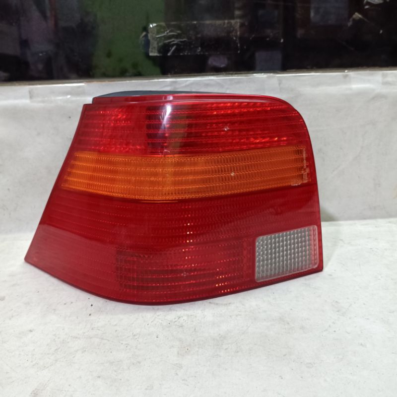 Stoplamp kiri VW golf MK4 2000 up