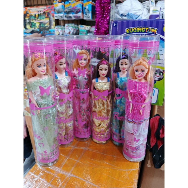 Boneka Berbie tabung mika