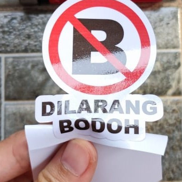 

Stiker Caption Kata Kata Unik Stiker Kata Dilarang Bodoh Humor Lucu Viral Motor Plesetan Meme Parodi