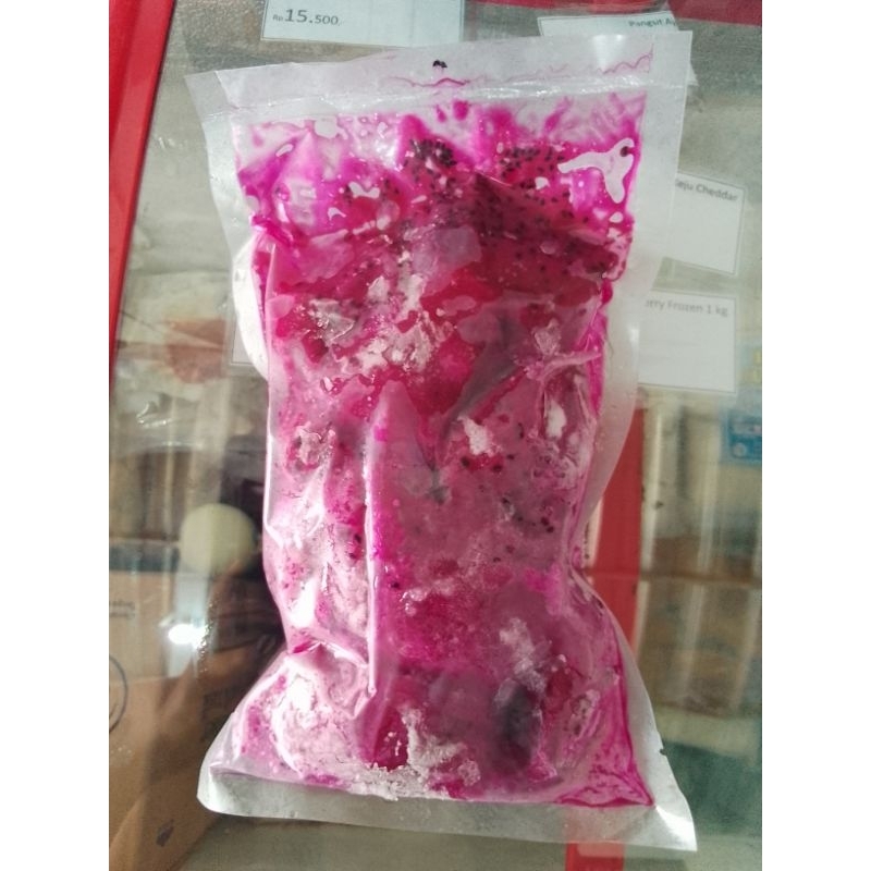 

BUAH NAGA BEKU 500gr