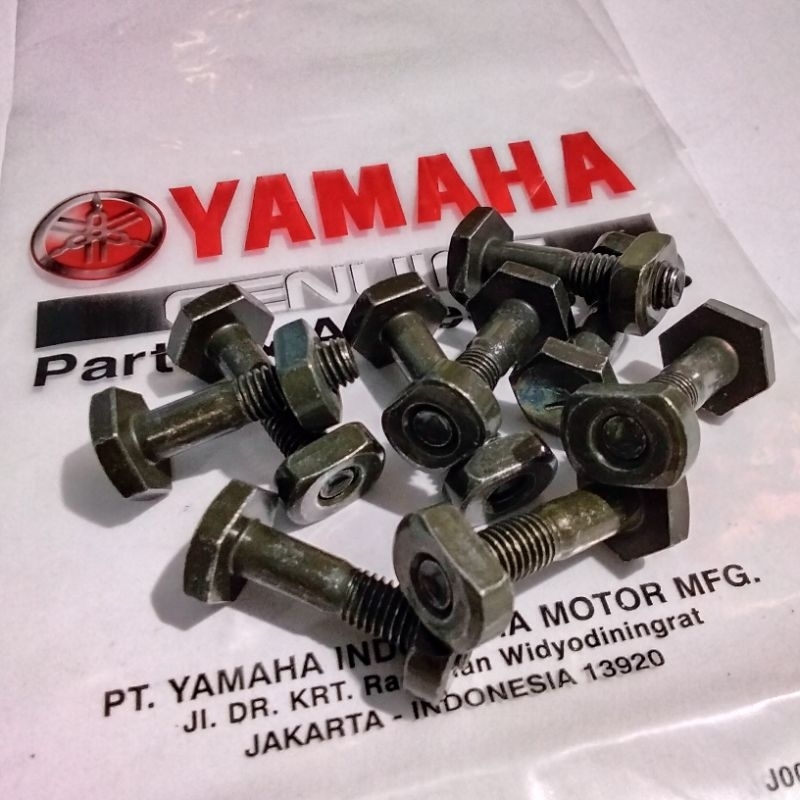 BAUT GER MX BAUT DUDUKAN GER RX KING MX KING MX LAMA YAMAHA