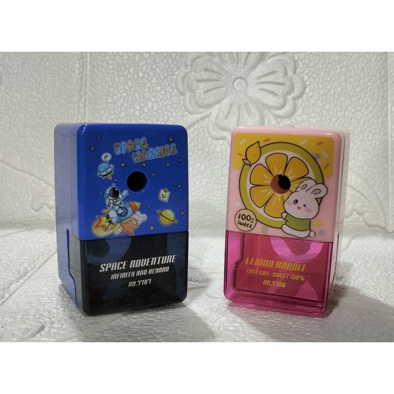

JUAL RAUTAN PUTAR MINI UNIK KARAKTER LUCU