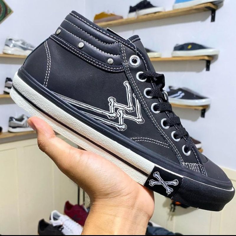 GMX - MAVERICK MID SKULL BLACK WHITE