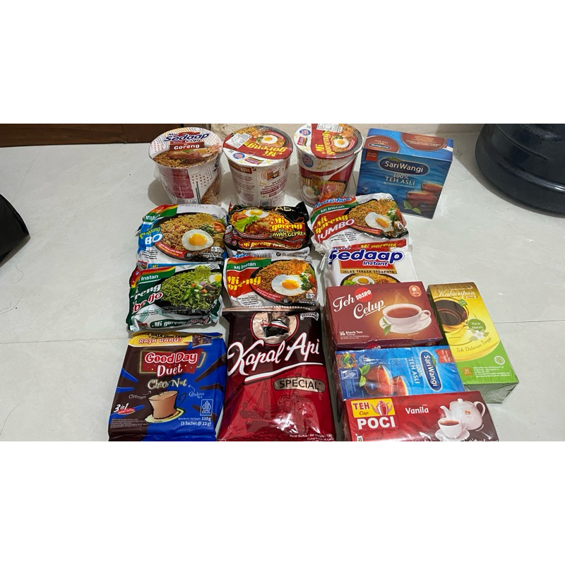 

jual sembako (indomie goreng, mie sedaap goreng, indomie ayam geprek, teh sosro celup, sariwangi, teh kahuripan, indomie jumbo, kapal api)