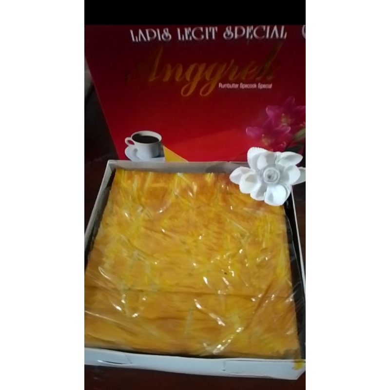 

1,1kg lapis legit anggrek rasa keju (REG SPX)