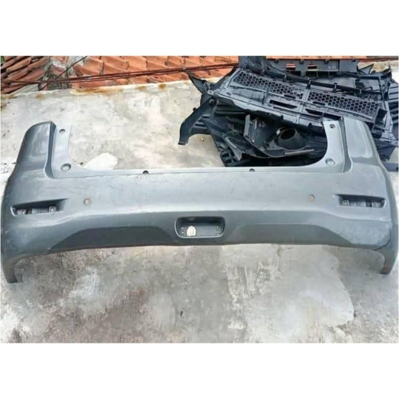 bumper bemper belakang mobil Suzuki Ertiga 2012 2013 2014