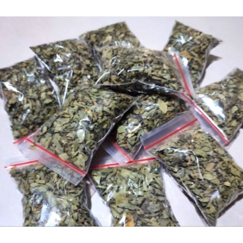 

Daun kumis kucing iris kumis kucing cacah per 2 bungkus-az