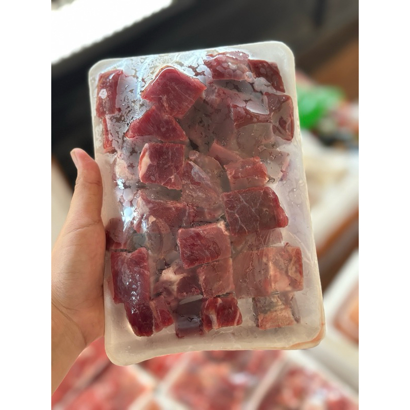 

daging sapi (sop) 500gr