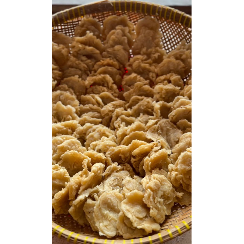 

Pempek crispy yang gurih n crunchy dengan reviu bintang 5