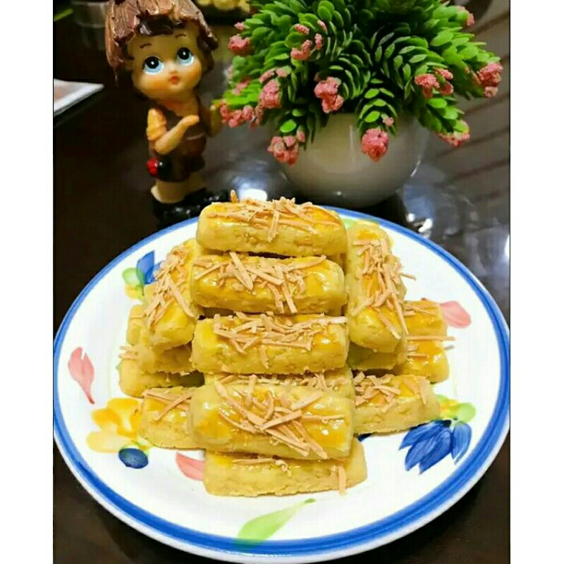 

Kue Kering Castangel Premium