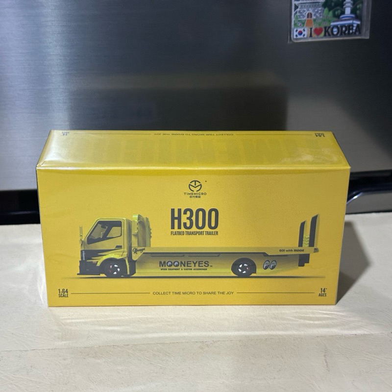 TIME MICRO Truck HINO 300 H300 Pengangkut Mobil Car Carrier Flatbed Trailer MOONEYES Diecast 1/64 Li