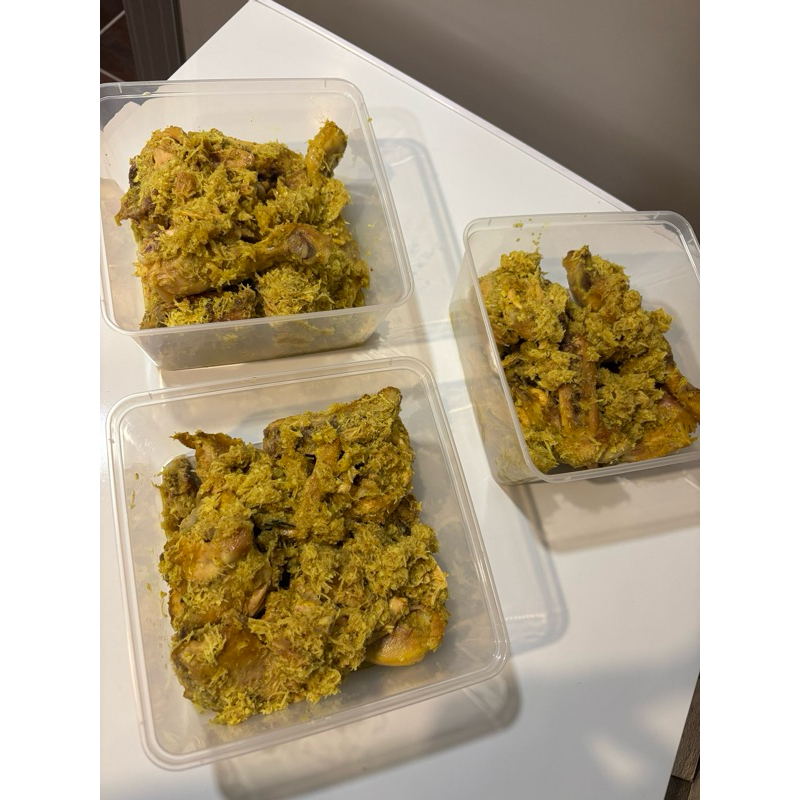 

Ayam serundeng ungkep (negri) 1 ekor potong 4