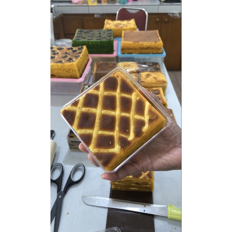 

dessert box lapis legit cream cheese