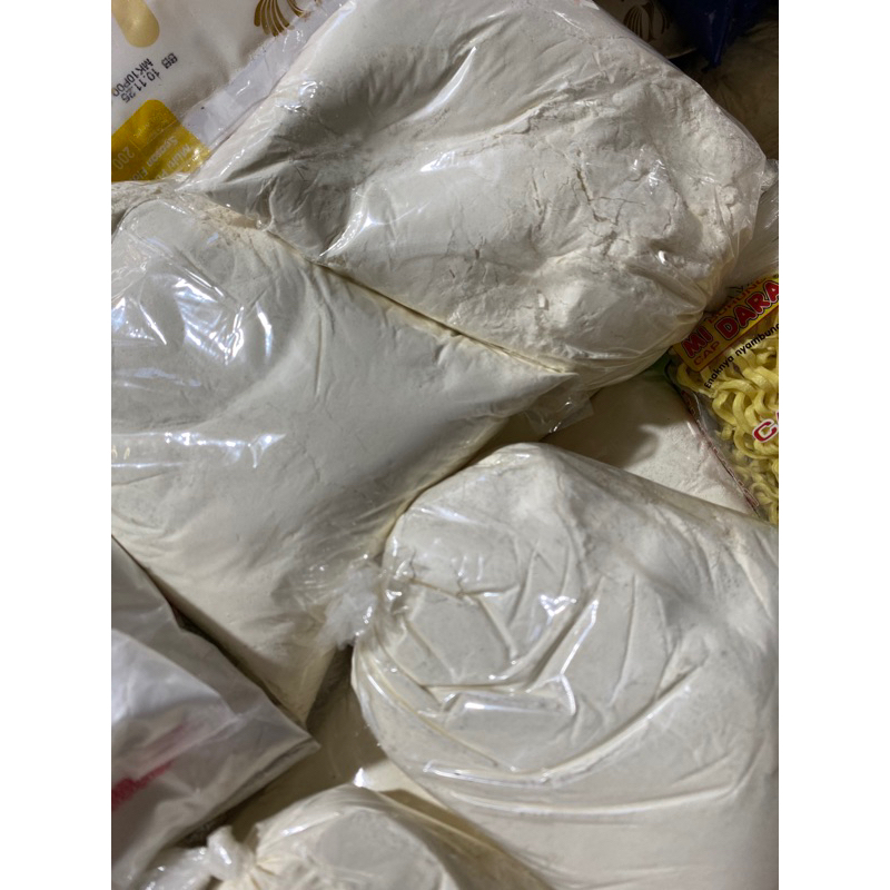 

Tepung Terigu Tegu ecer 1/4 1/2 1kg 250g 500g
