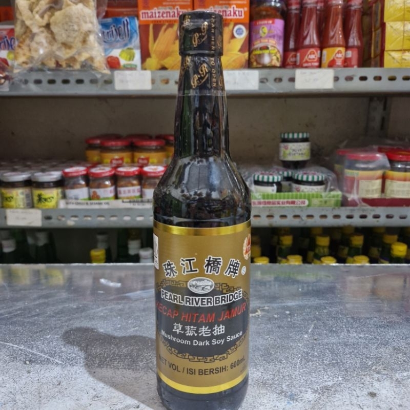 

Kecap Asin Hitam | LEE KUM KEE Soy Sauce Dark Premium Kecap Hitam500 ml