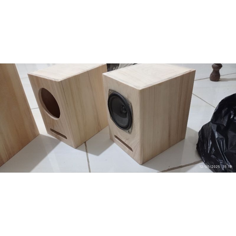 box speaker 4 inch bahan kayu solid