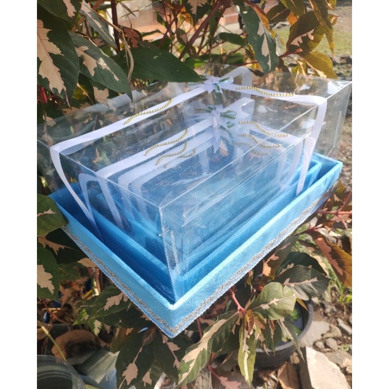 

Box kotak Seserahan Pernikahan Full Set isi 4 Box Termasuk Mika Tinggal Pasang