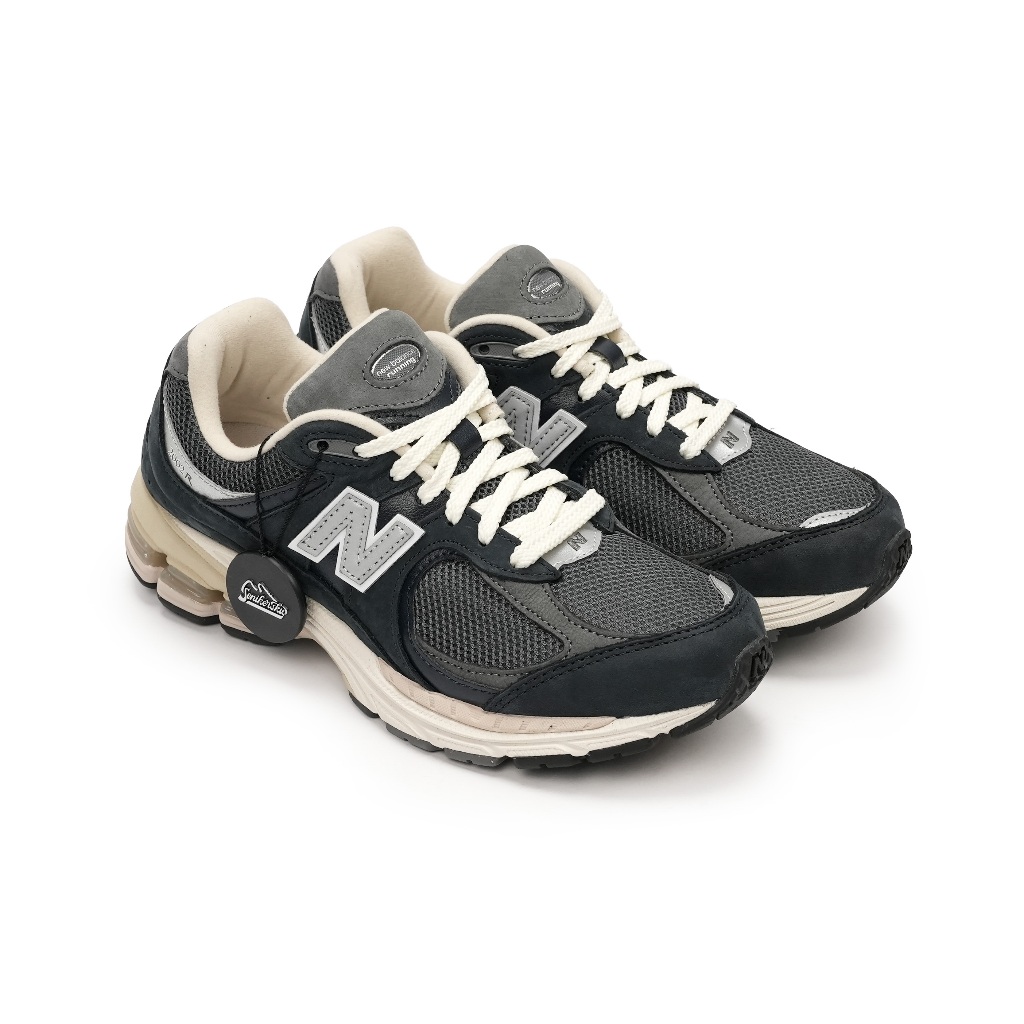 New Balance 2002R Black Castlerock