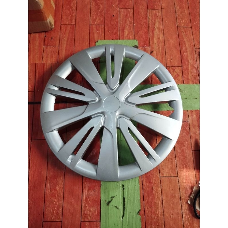 cover tutup velg dop wheel dop daihatsu sigra ring 14 original seken