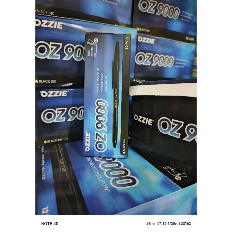 

( 1 pak isi 12 pcs ) bolpoin standart ozzie