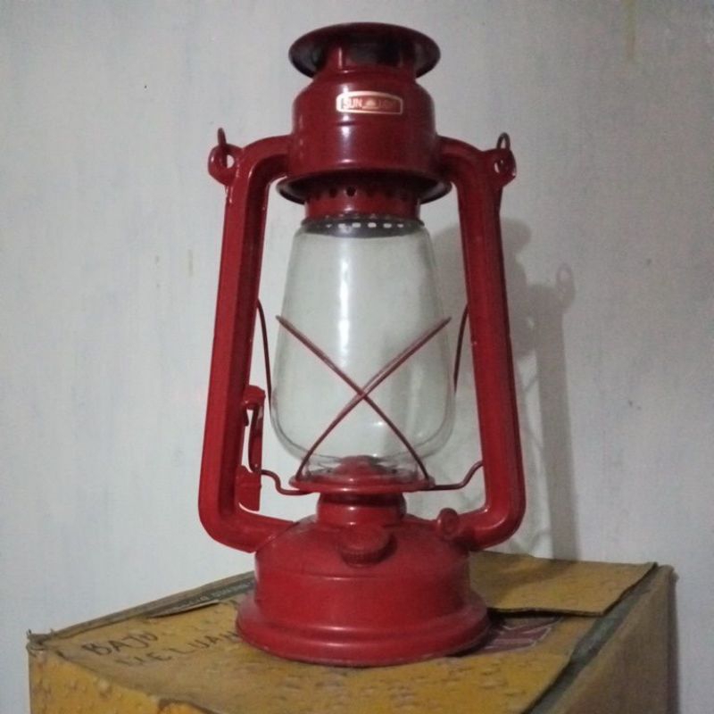Lampu kapal minyak tanah / Lampu kapal nelayan / Lampu petromax / Lampu badai / Lentera kemah
