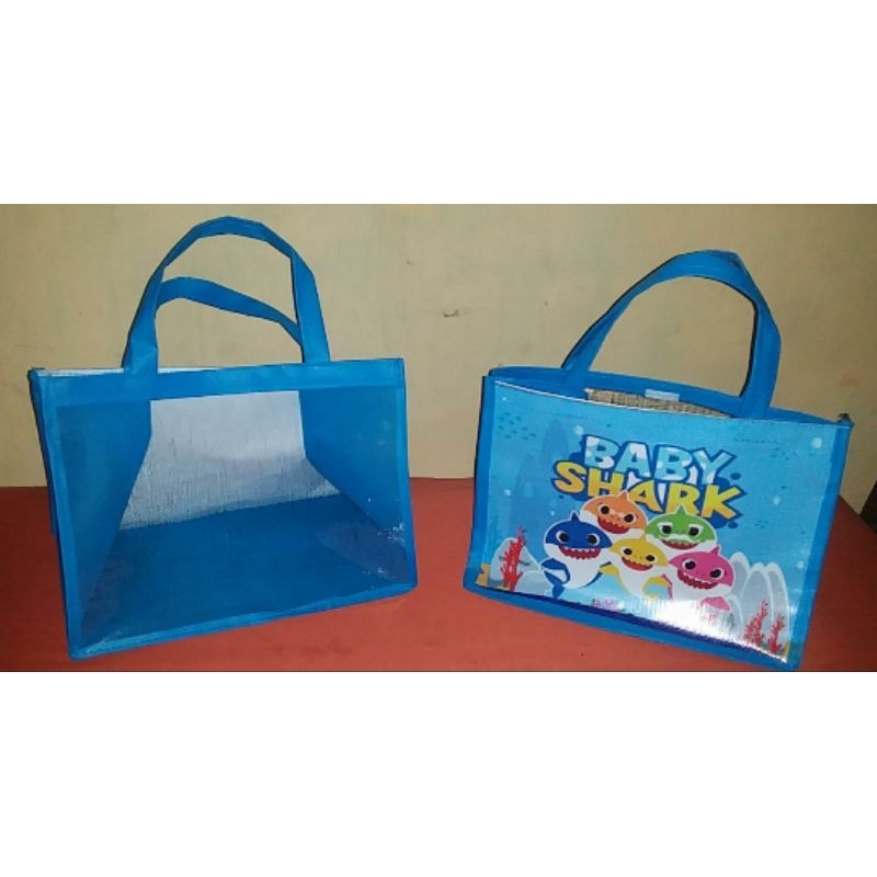 

Tas Ulang tahun mika 25x15x20