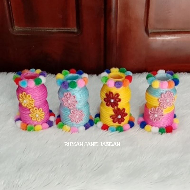 kerajinan dari botol Yakult bekas / vas bunga dari botol yakult