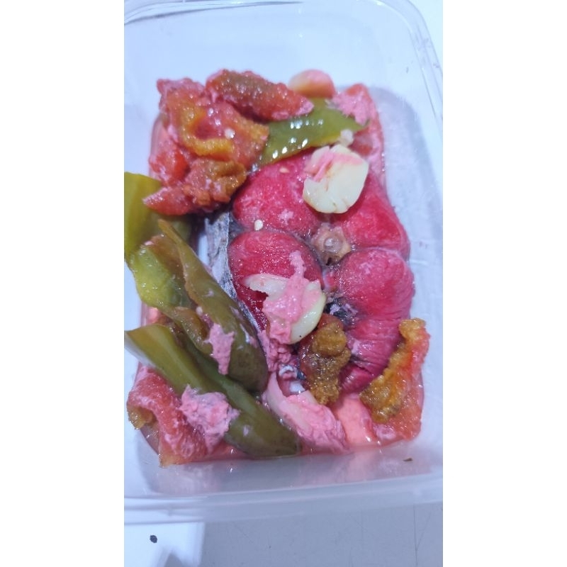 

Cincalok ikan tenggiri asin / makau koi kukus mux Cujiuca / masakan kalimantan